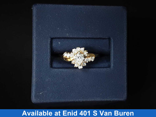 Women's Ring - Yellow Gold 14k (.585) 3 grams Size 6