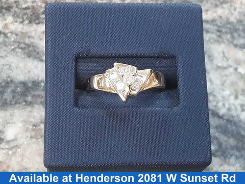 Women's Ring - Yellow Gold 10k (.417) 2.9 grams Size 8