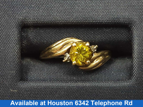 Women's Ring - Yellow Gold 10k (.417) 1.6 grams Size 7.5