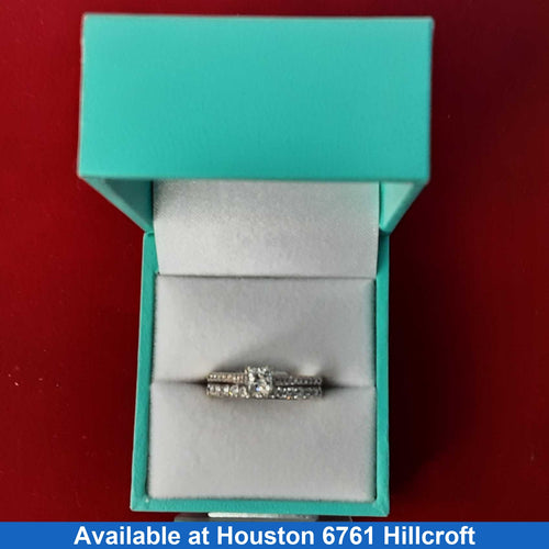 Women's Ring - Solitaire - White Gold 14k (.585) 6.7 grams Size 8
