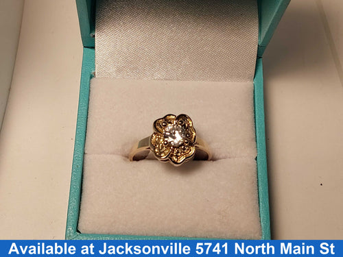 Women's Ring - Yellow Gold 10k (.417) 2.7 grams Size 8