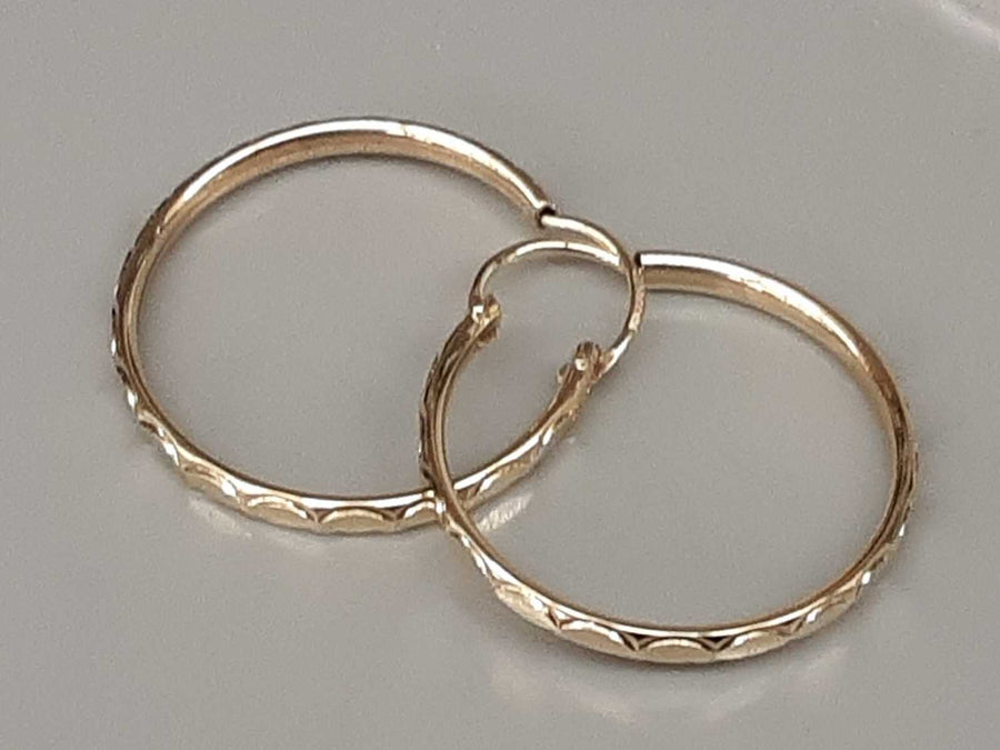 Hoop Earrings - Yellow Gold 10k (.417) 1.8 grams