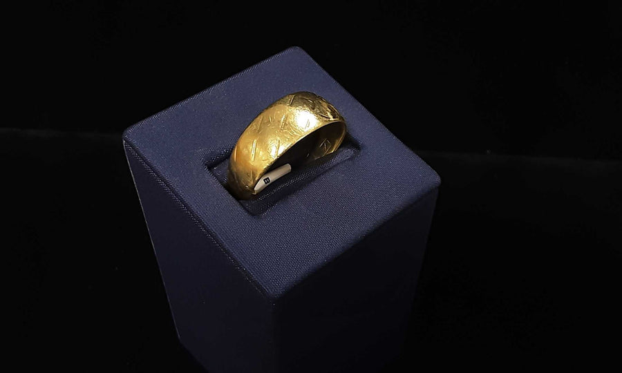 Ring - Wedding Band - Yellow Gold 14k (.585) 4.8 grams Size 7