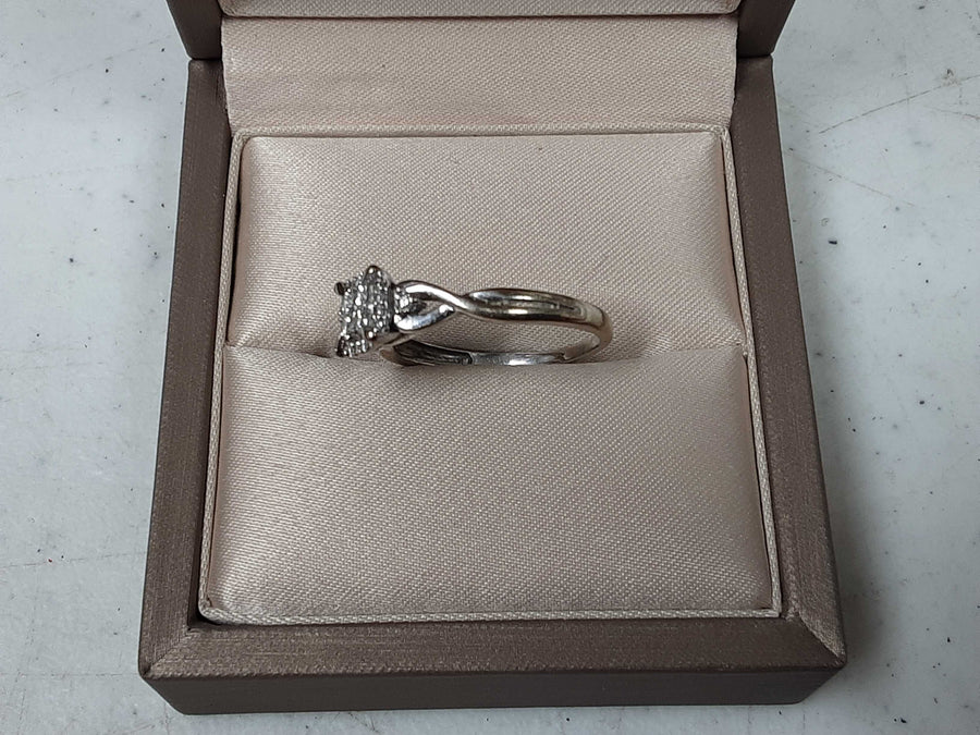 Ring - Engagement Set - Yellow Gold 10k (.417) 4 grams Size 8.5