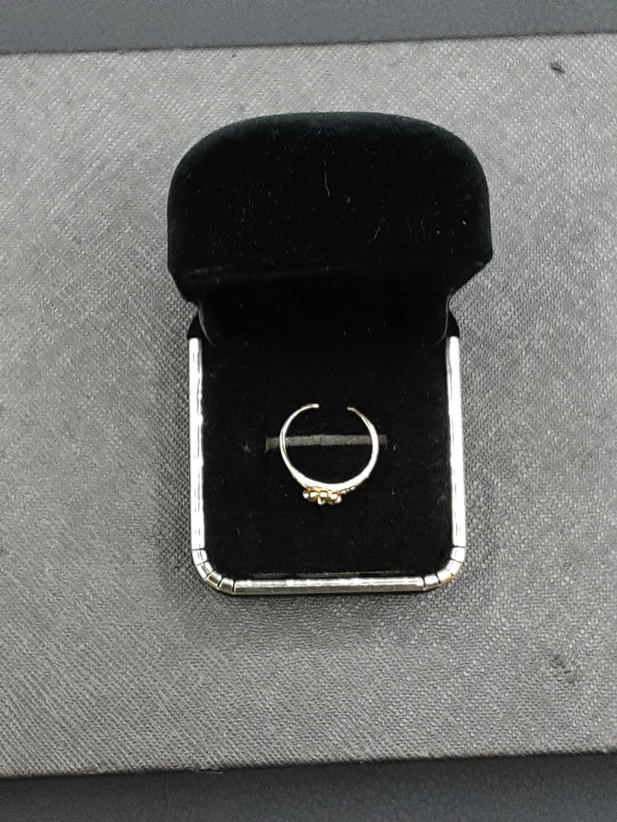 Women's Ring - Solitaire - Yellow Gold 14k (.585) 1.1 grams Size 4