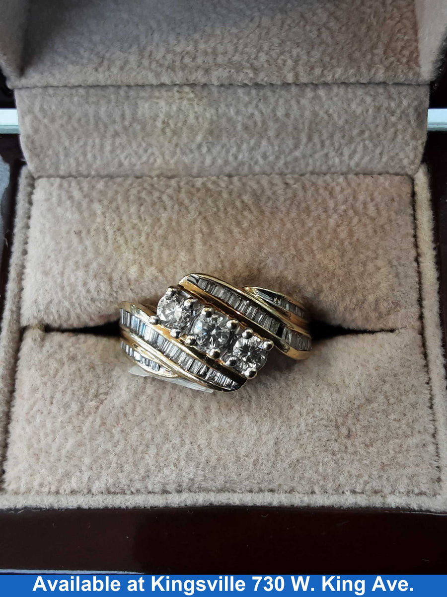 Women's Ring - Yellow Gold 10k (.417) 5.7 grams Size 10.5