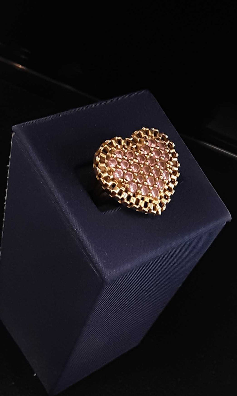 Women's Ring - Yellow Gold 10k (.417) 6 grams Size 8.5