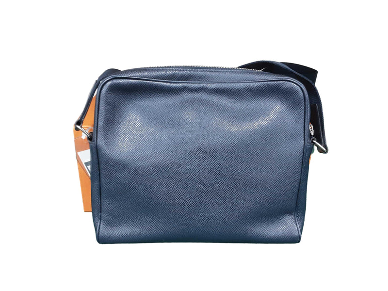 Louis Vuitton Boarding Messenger Bag