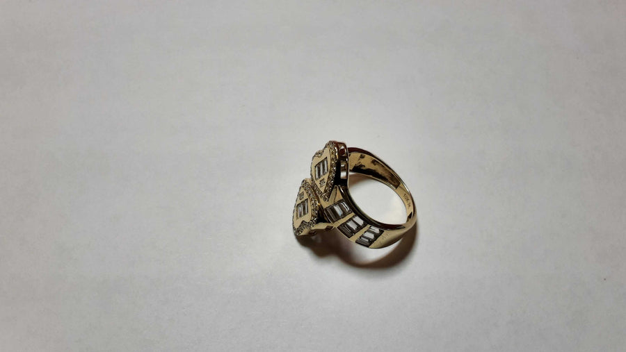 Women's Ring - Yellow Gold 10k (.417) 3.8 grams Size 7.5