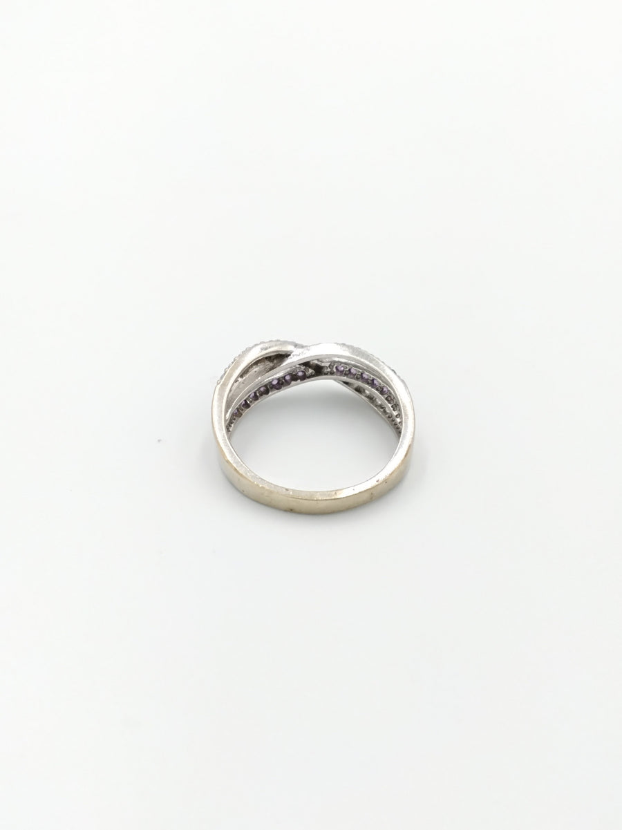 Women's Ring - White Gold 10k (.417) 3.4 grams Size 8