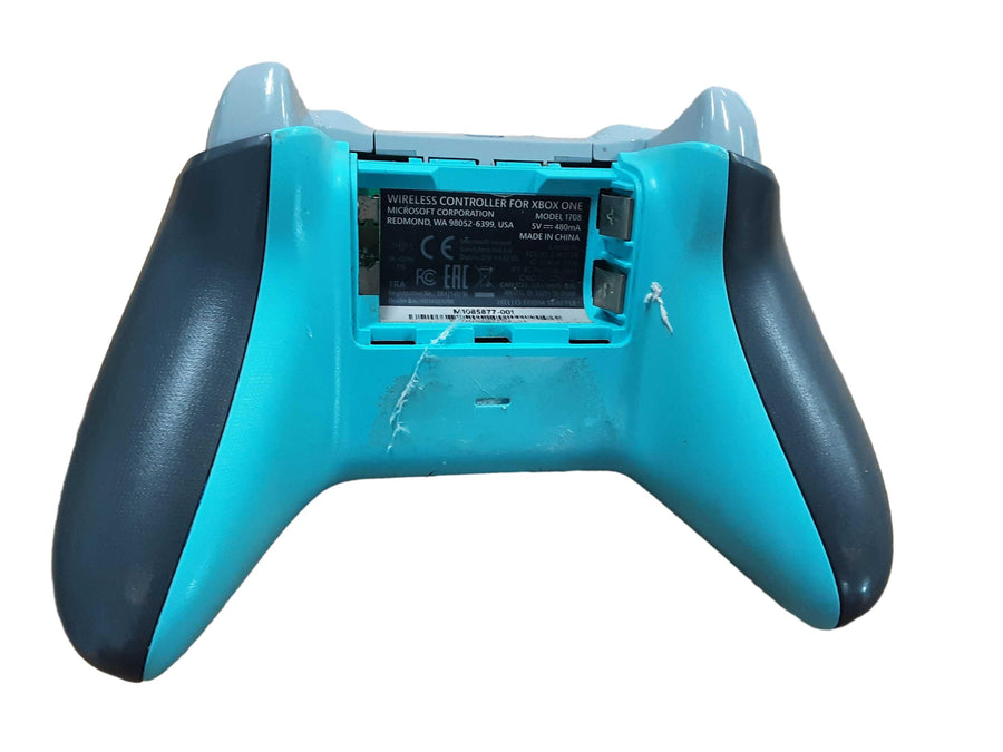 Microsoft M085877-001 Gray Gaming Controller