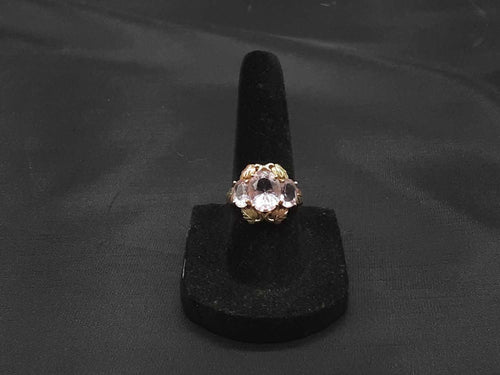 Women's Ring - Yellow Gold 10k (.417) 4.3 grams Size 6