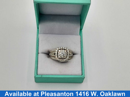 Women's Ring - White Gold 14k (.585) 7 grams Size 6.5
