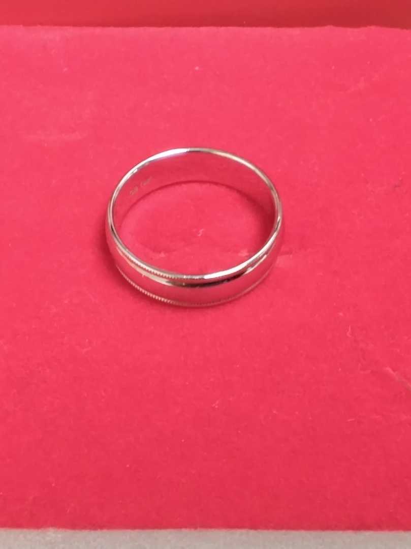 Ring - Wedding Band - White Gold 14k (.585) 5.4 grams Size 10