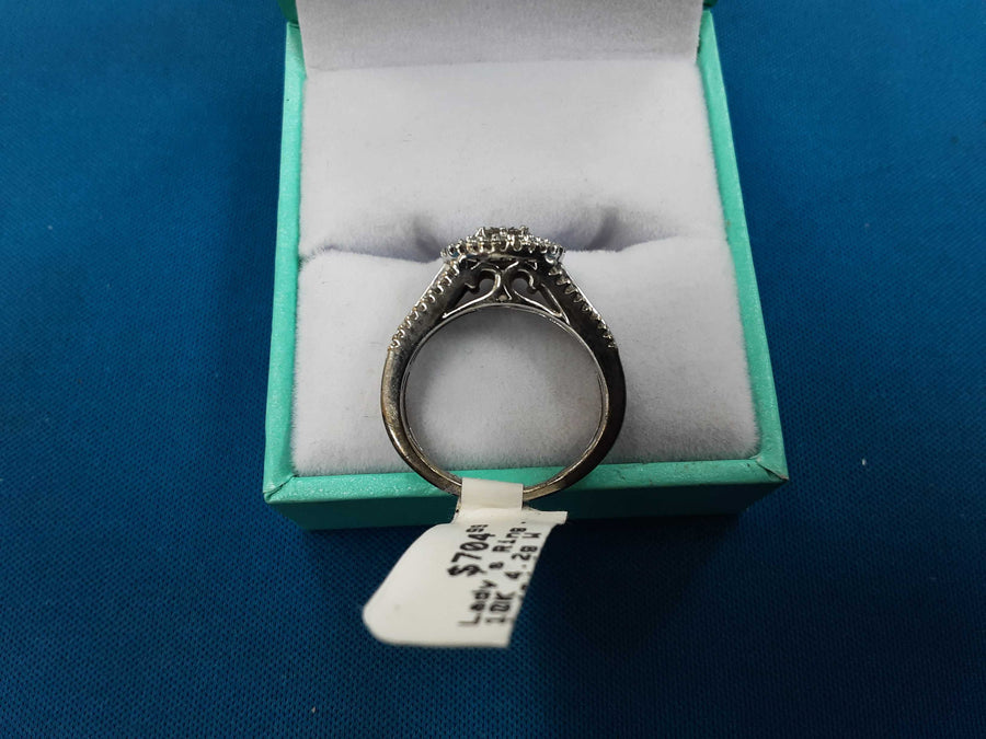 Women's Ring - White Gold 10k (.417) 4.2 grams Size 5