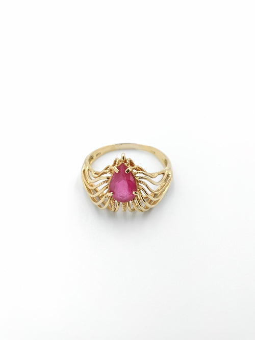 Women's Ring - Yellow Gold 18k (.750) 4.1 grams Size 8