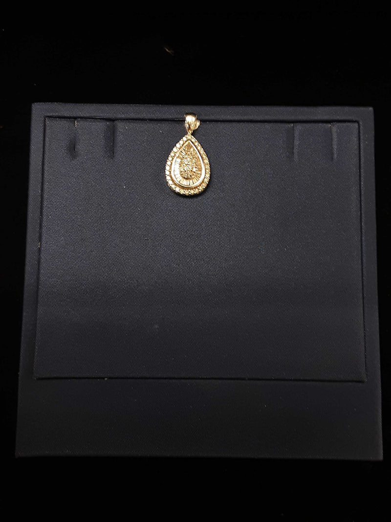 White Gold 14k (.585) 2.1 grams