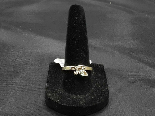 Women's Ring - White Gold 14k (.585) 2.7 grams Size 8
