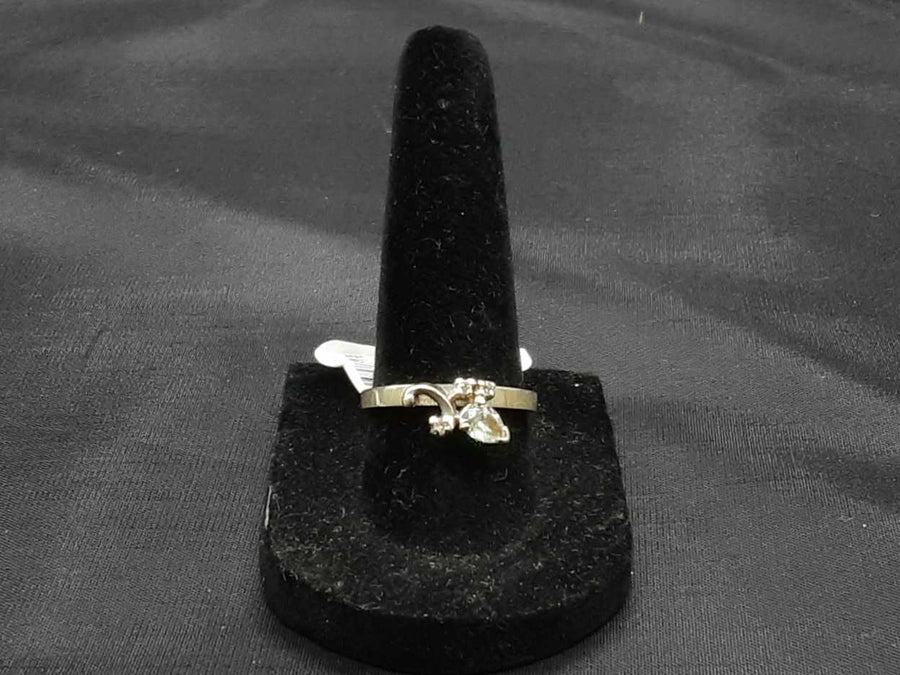 Women's Ring - White Gold 14k (.585) 2.7 grams Size 8