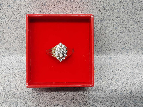 Women's Ring - Yellow Gold 14k (.585) 4.4 grams Size 6.5