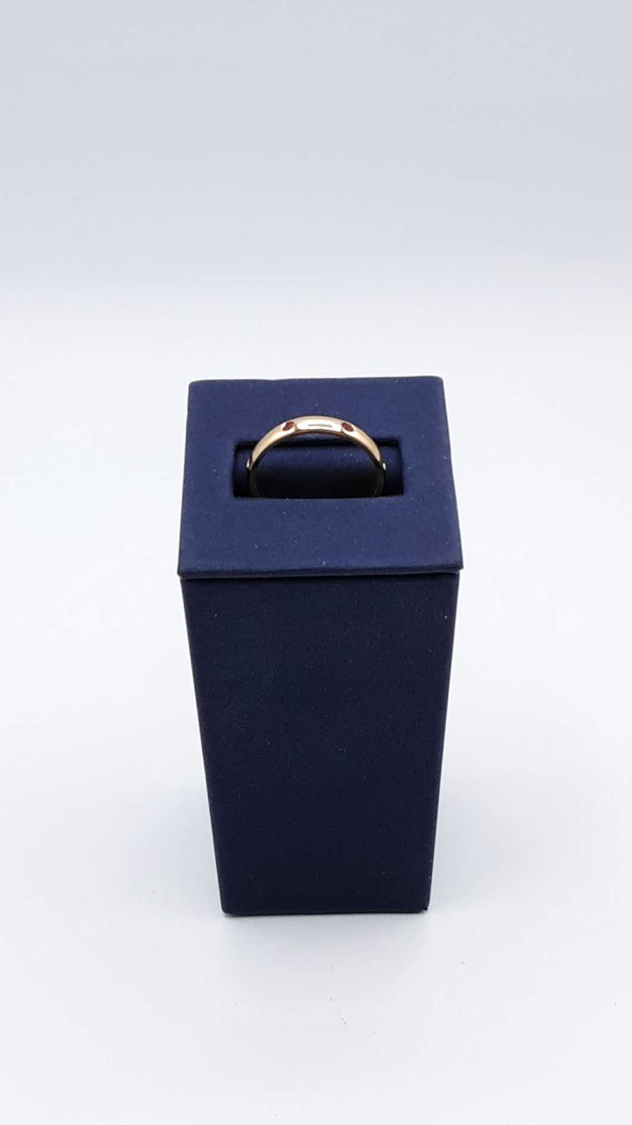Women's Ring - Yellow Gold 14k (.585) 3 grams Size 8.5
