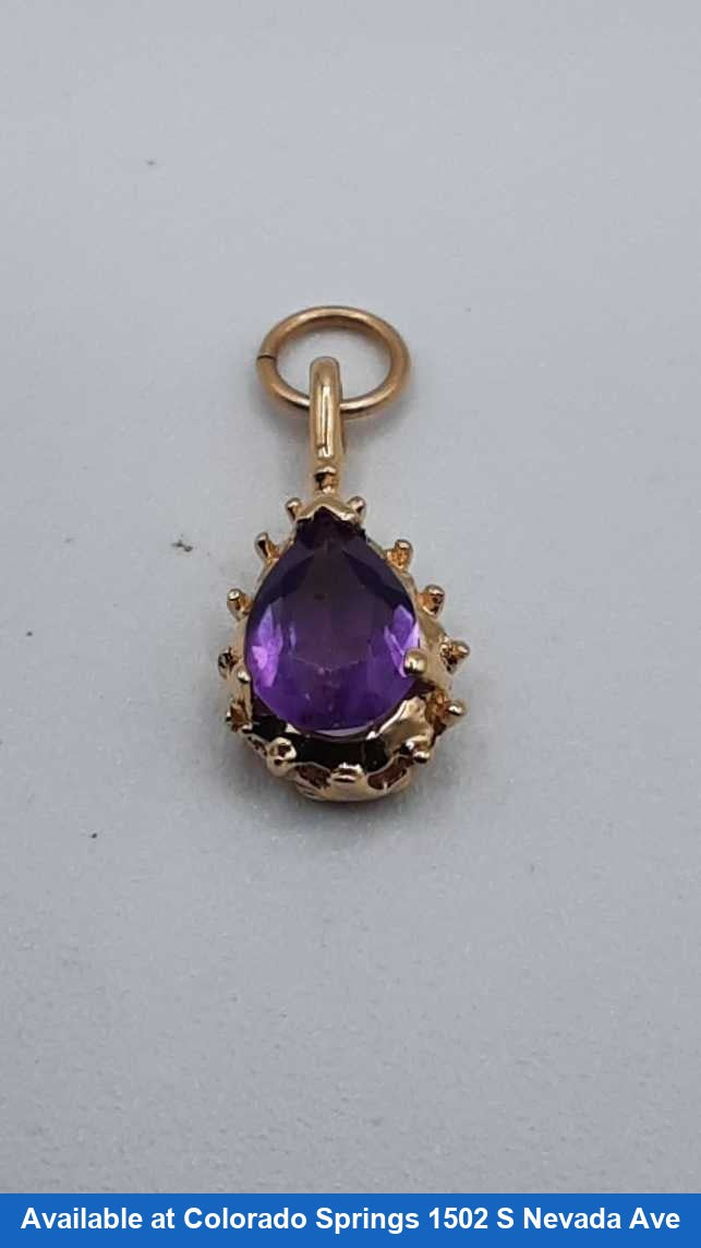 Diamond Pendant - Yellow Gold 14k (.585) 0.8 grams