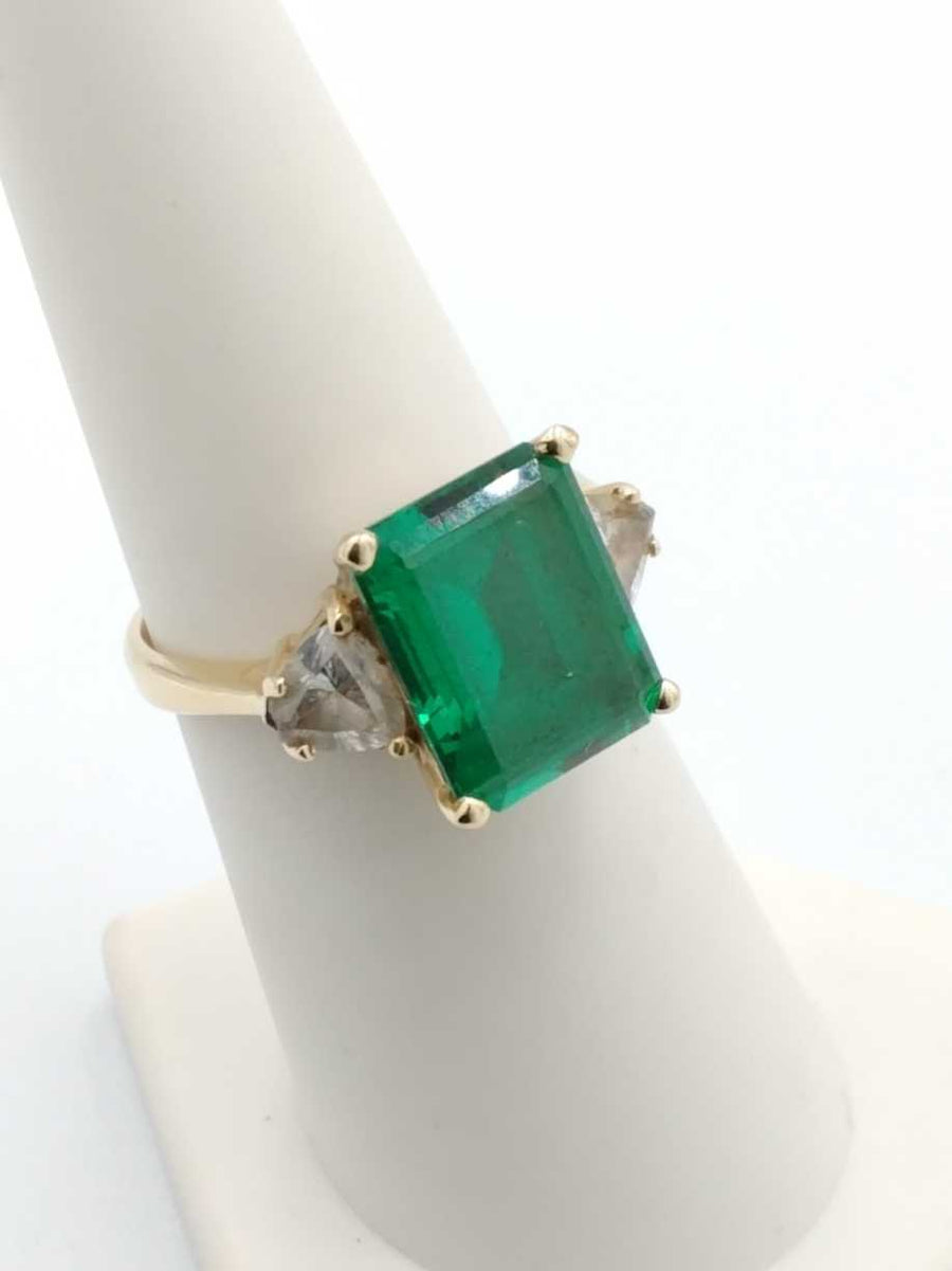 Women's Ring - Yellow Gold 14k (.585) 6.5 grams Size 7