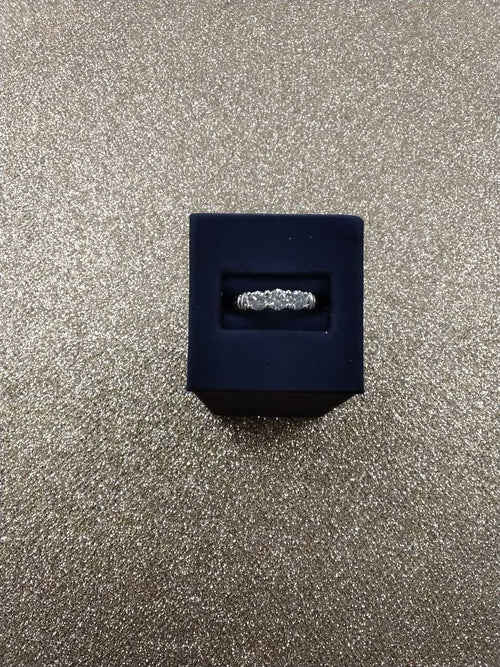 Women's Ring - White Gold 14k (.585) 3.7 grams Size