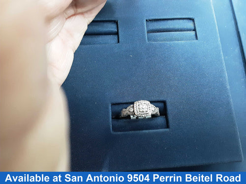 Women's Ring - White Gold 10k (.417) 2.6 grams Size 20