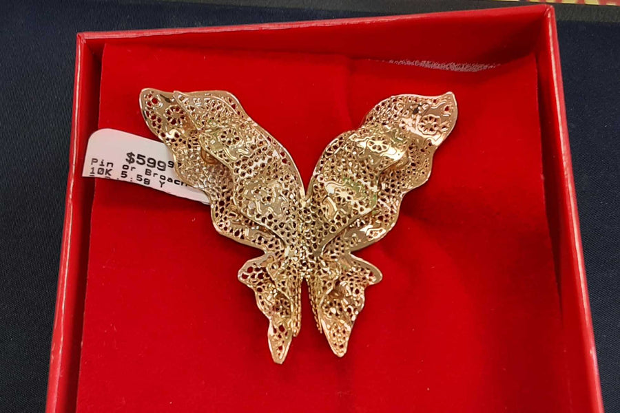 Broach - Yellow Gold 10k (.417) 5.5 grams
