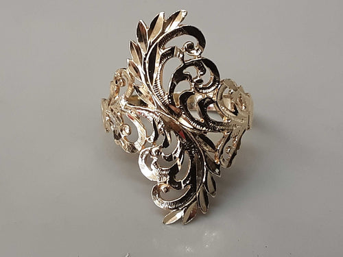 Women's Ring - Yellow Gold 10k (.417) 1.9 grams Size 7.5