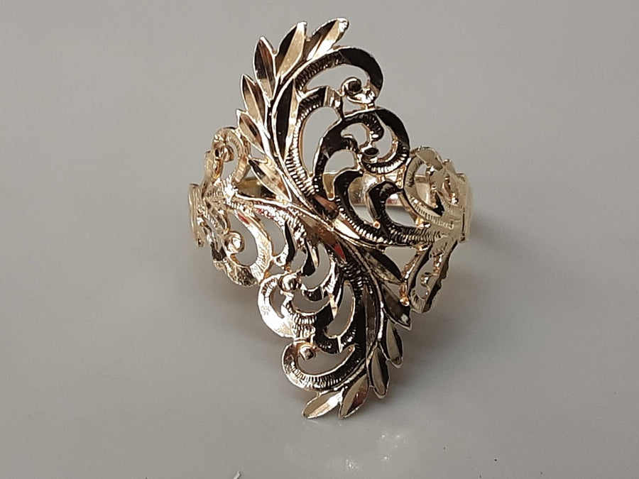 Women's Ring - Yellow Gold 10k (.417) 1.9 grams Size 7.5