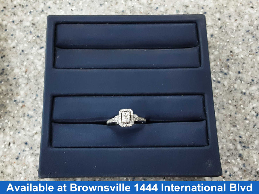 Women's Ring - White Gold 10k (.417) 2.7 grams Size 8