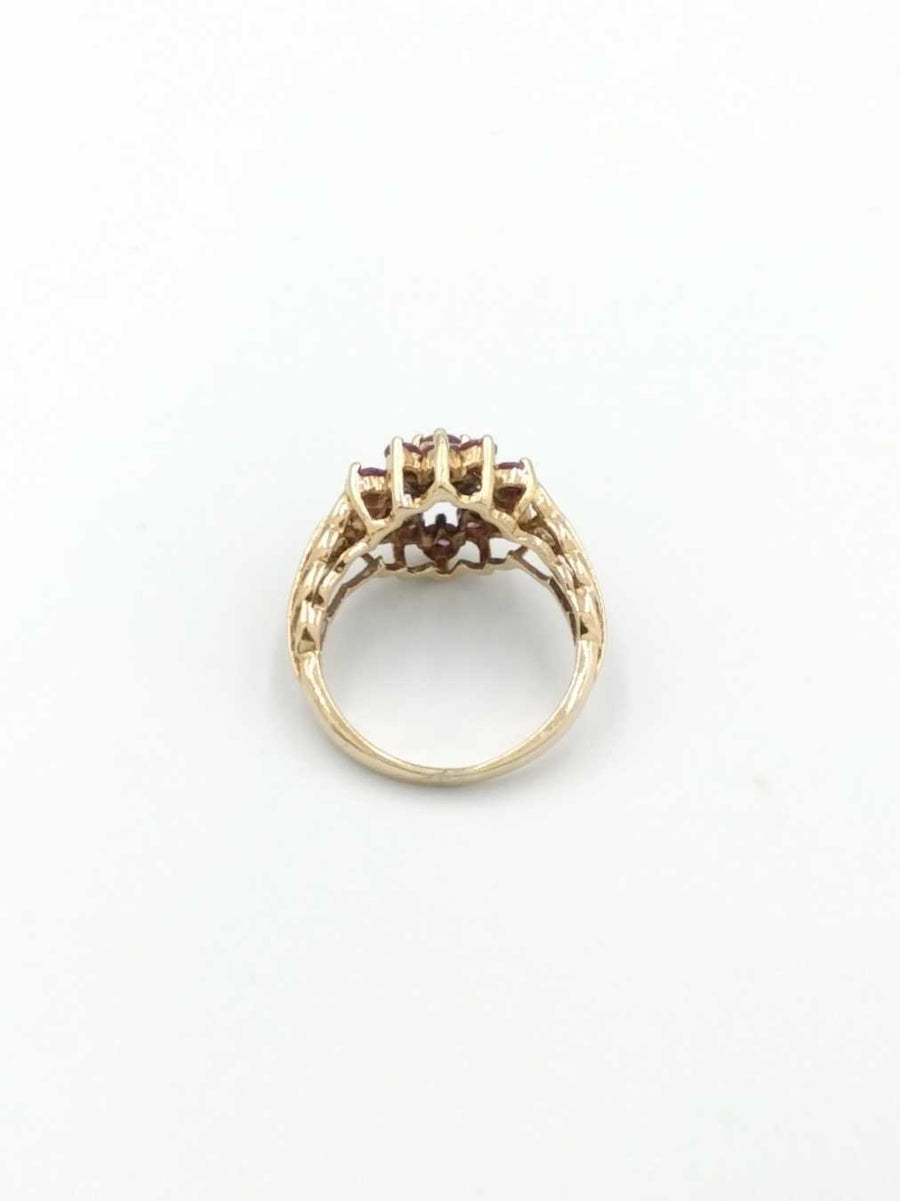 Women's Ring - Yellow Gold 10k (.417) 3.4 grams Size 5.5