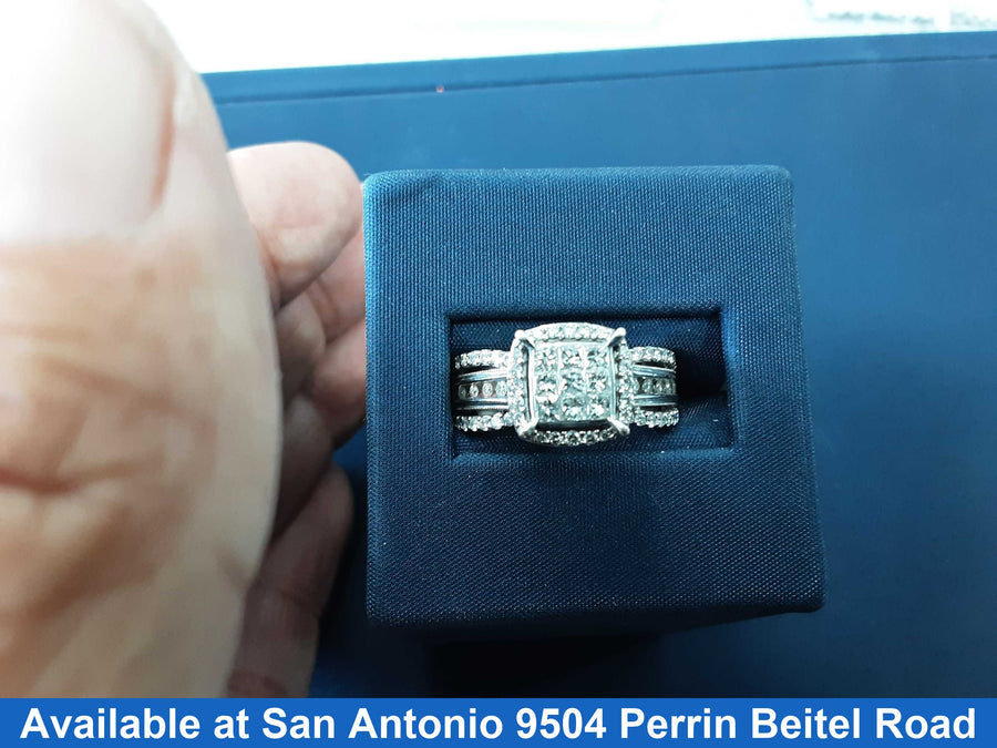 Women's Ring - White Gold 10k (.417) 5.7 grams Size 8.5