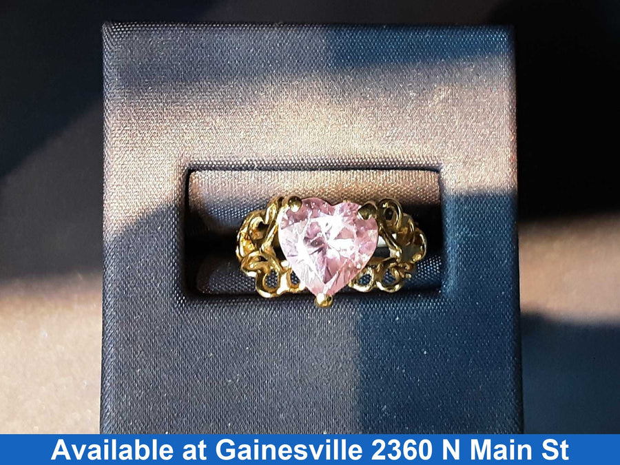 Women's Ring - Yellow Gold 10k (.417) 3.3 grams Size 6