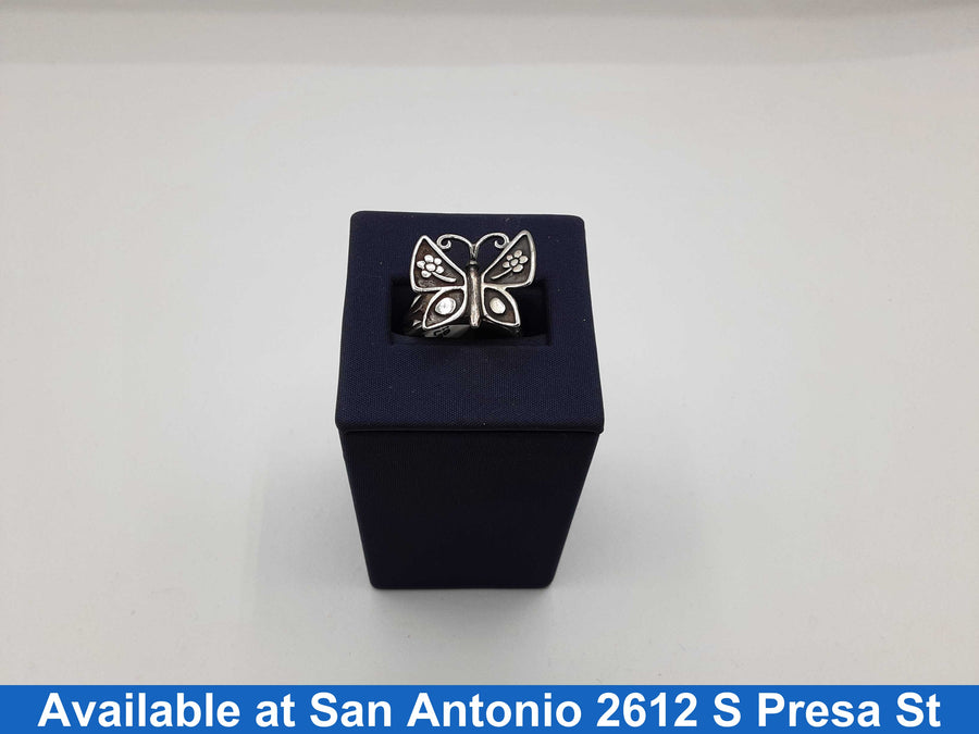 Women's Ring - Silver 10.5 grams Size 7.5