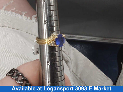 Women's Ring - Yellow Gold 14k (.585) 5.2 grams Size 6