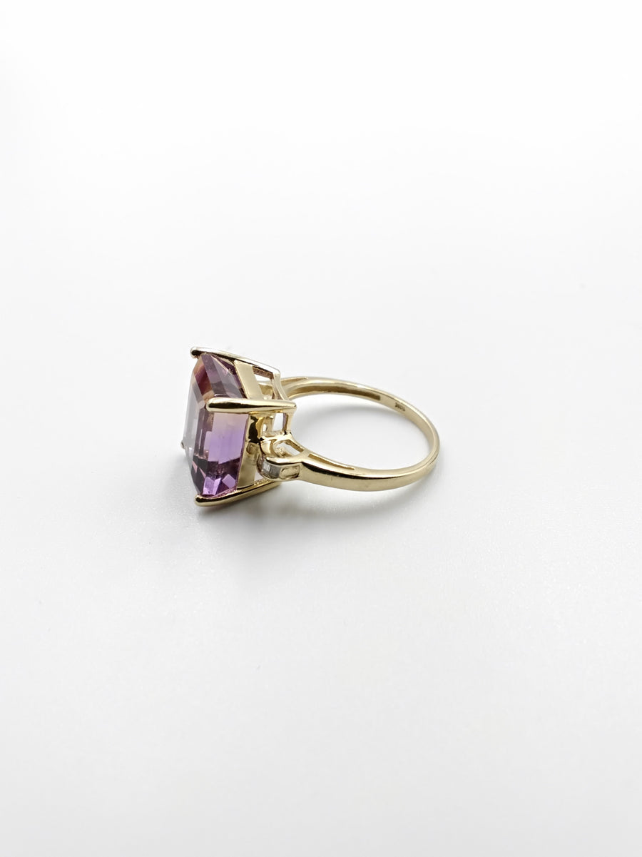 Amethyst Ring With Orange Hues 10k Yellow Gold (.417) 4.3 Grams Size 8