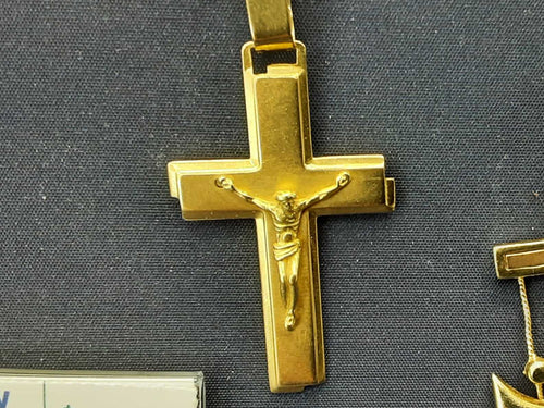 Religious Pendant - Yellow Gold 18k (.750) 5 grams