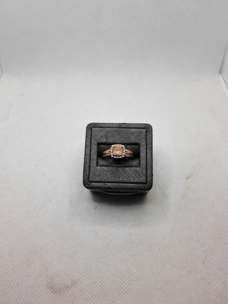Women's Ring - Rose Gold 14k (.585) 4.2 grams Size 7.5