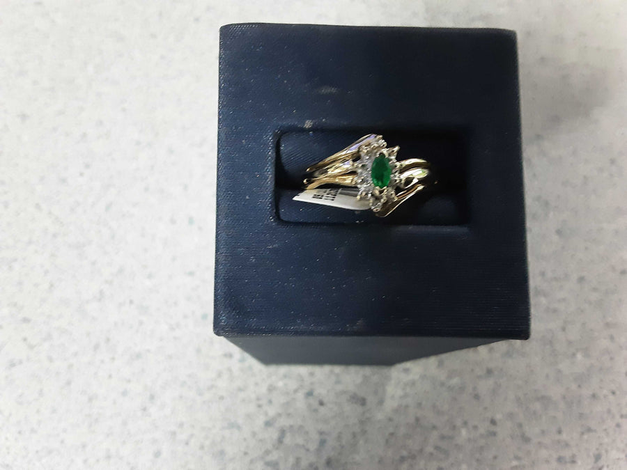 Women's Ring - Yellow Gold 10k (.417) 2.1 grams Size 6