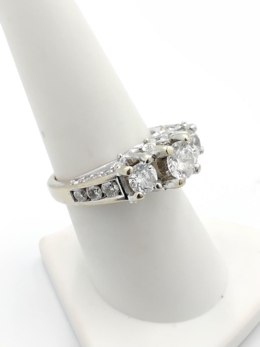 Women's Ring - White Gold 14k (.585) 7.9 grams Size 8.5