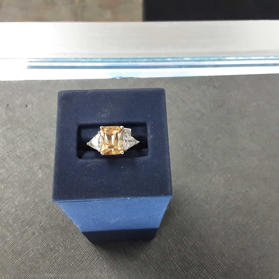 Women's Ring - Silver 4.6 grams Size 7