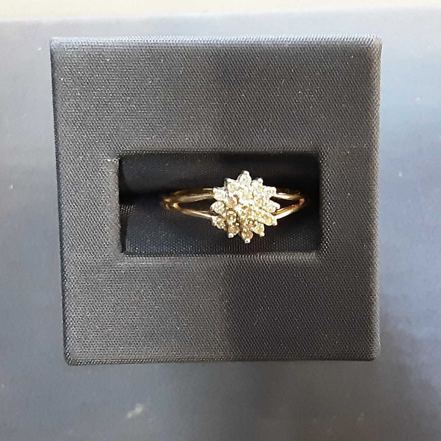 Women's Ring - Yellow Gold 14k (.585) 2.1 grams Size 9