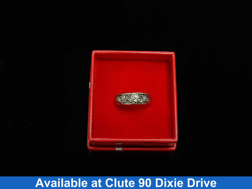 Women's Ring - Yellow Gold 14k (.585) 4.3 grams Size 5