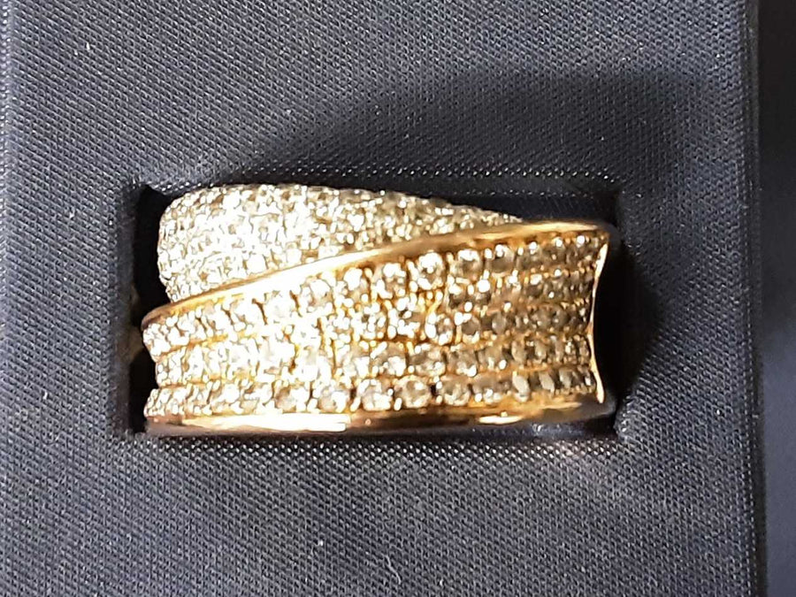 Women's Ring - Yellow Gold 18k (.750) 23.5 grams Size 20