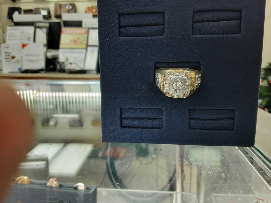 Women's Ring - High School Ring - Yellow Gold 14k (.585) 11.1 grams Size 20