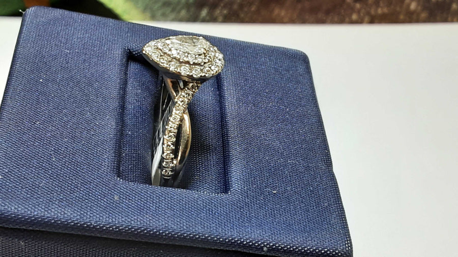 Women's Ring - White Gold 14k (.585) 3.1 grams Size 7
