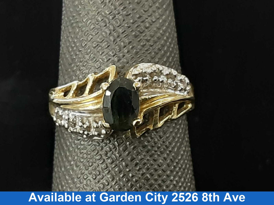 Women's Ring - Yellow Gold 14k (.585) 3.2 grams Size 6.5